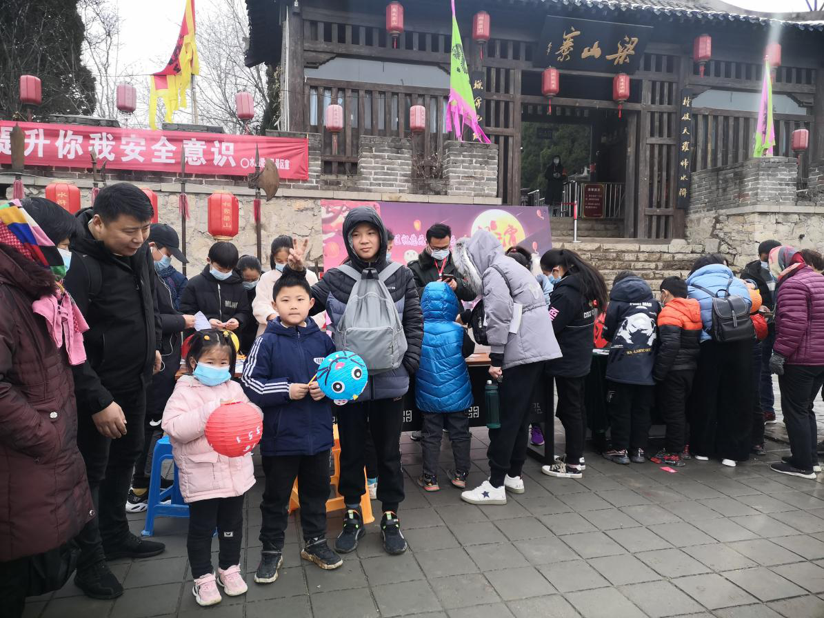 正月十五鬧元宵，梁山景區(qū)人氣高！