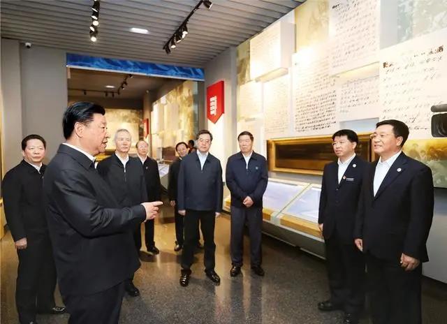 習近平：用好紅色資源，傳承好紅色基因，把紅色江山世世代代傳下去