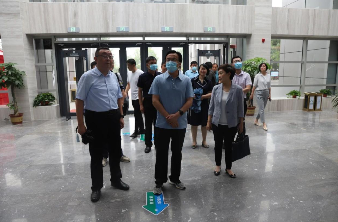 市委常委、宣傳部部長(zhǎng)任慶虎調(diào)研微山湖旅游區(qū)創(chuàng)建5A級(jí)旅游景區(qū)工作